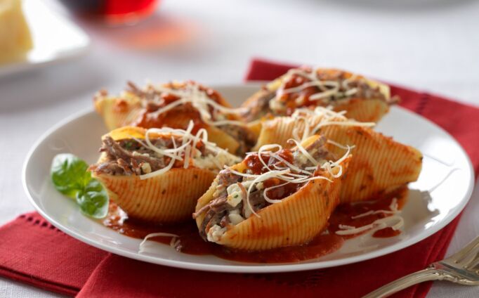 Beefy Italian Stuffed Shells